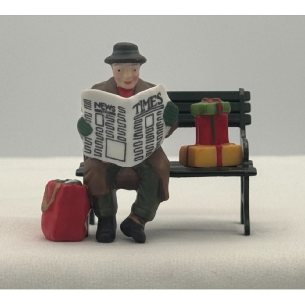 Dept 56 Heritage Village Collection "Rest Ye Merry Gentleman" #5540-9